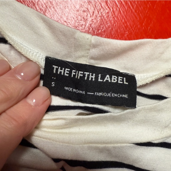 THE FIFTH LABLE CREAM W/ BLACK STRIPES DRESS FLOWING MEDIUM LEGNTH SLEEVES - Picture 8 of 8